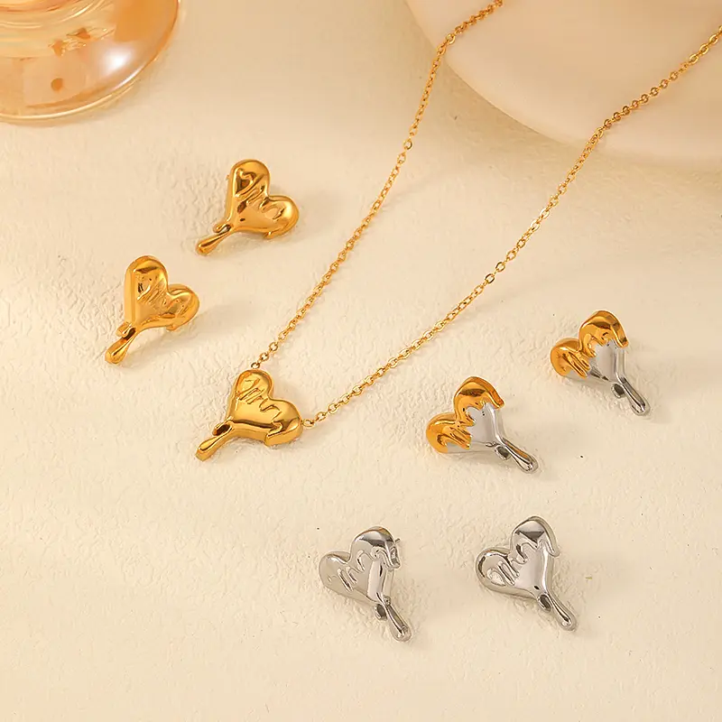 Collana da donna in acciaio inossidabile placcato oro 18k, stile classico semplice a forma di cuore, 1 pezzo h5 